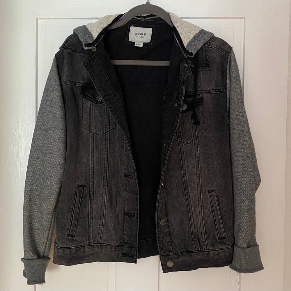 FOREVER 21 button down gray hoodie denim jacket